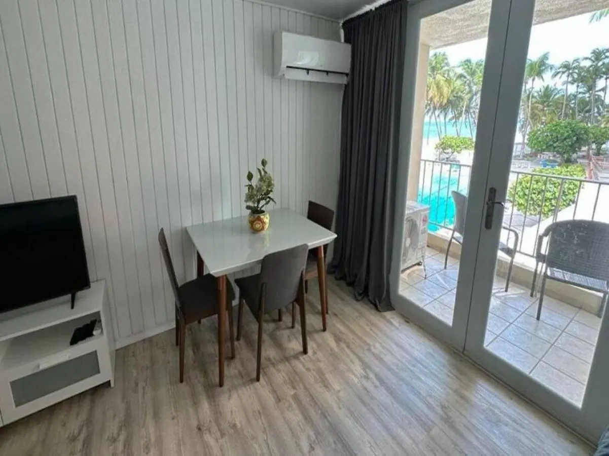 Kasa Poolside Balcony For 2 Daire San Juan